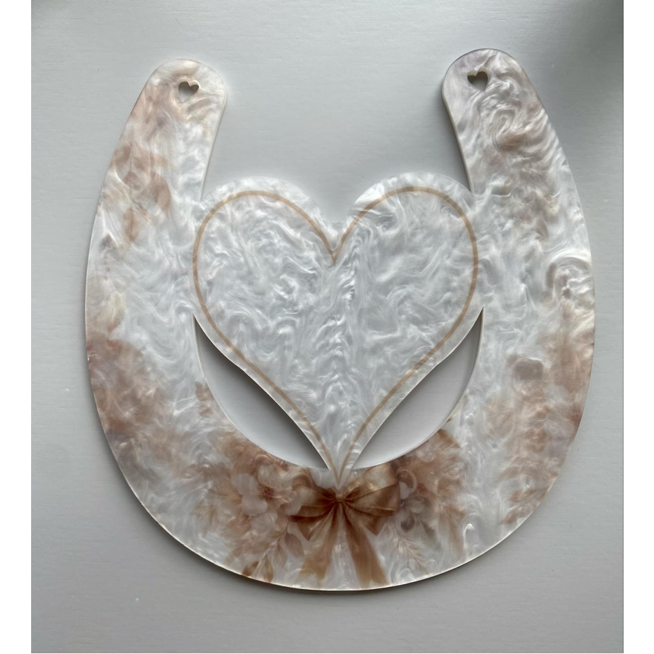 SUBLIMATED WHITE SWIRL HORSESHOE WITH ATTACHED HEART (WC2270)
