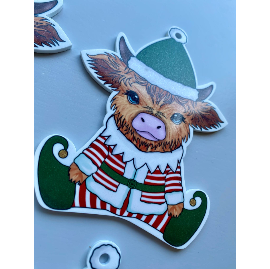 SUBLIMATED MIXED CHRISTMAS COW (CC0386)