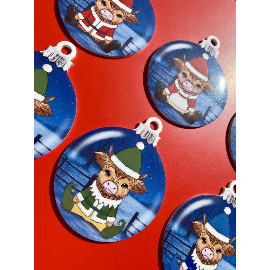 SUBLIMATED HIGHLAND COW 10CM BAUBLE