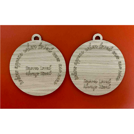 ENGRAVED OAK 'ROBINS APPEAR' LOOP CIRCLE (CCO293)