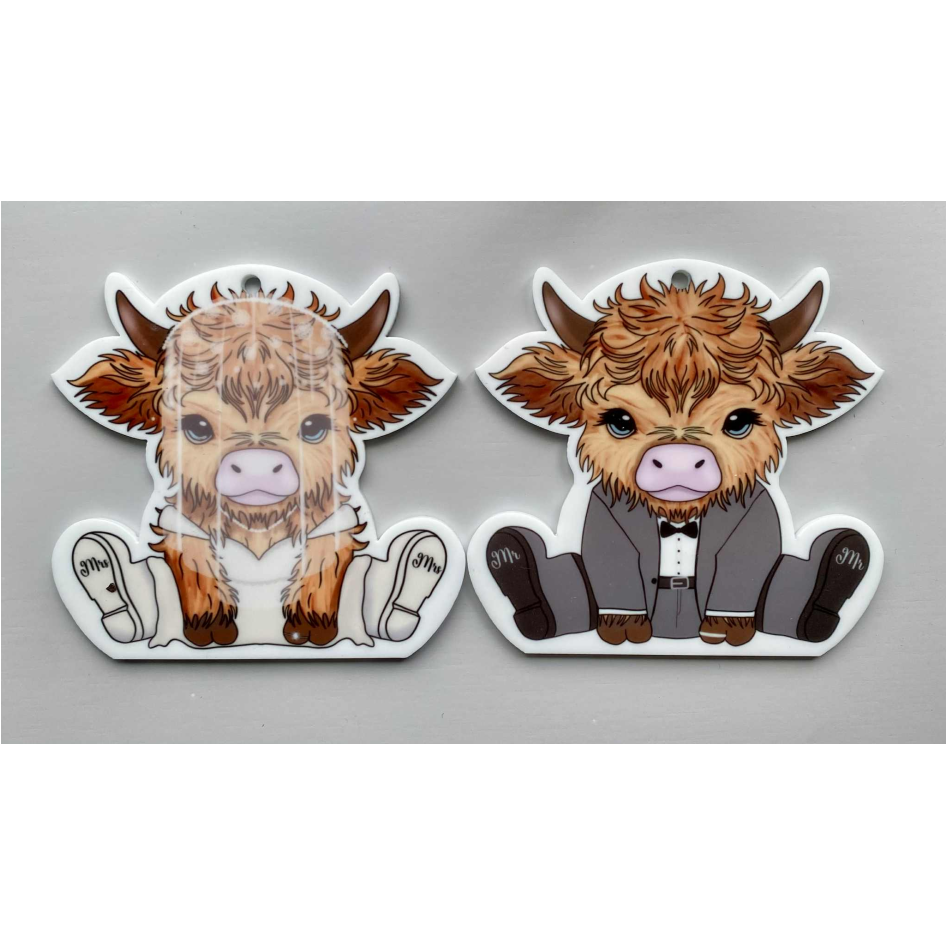 SUBLIMATED BRIDE & GROOM HIGHLAND COW (WC2272)